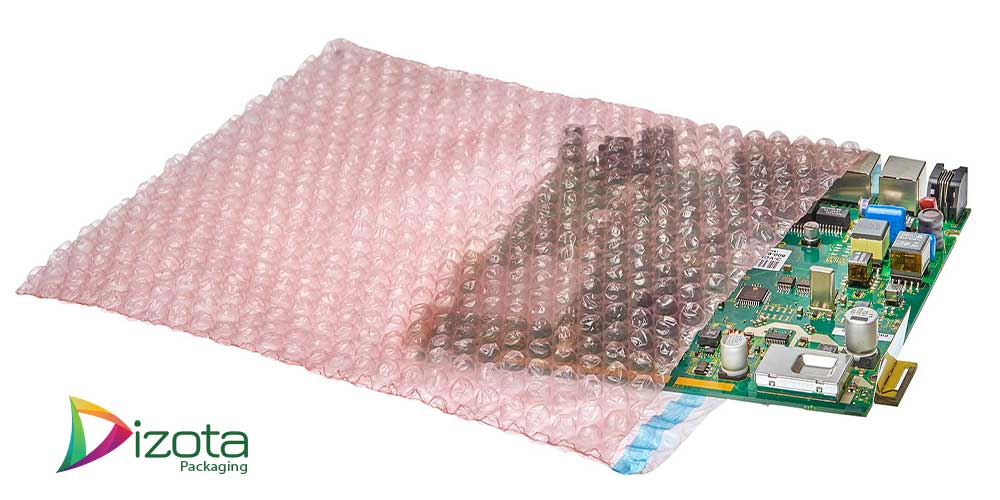 Bảng mạch điện tử được bảo vệ bới lớp xốp anti static air bubble 