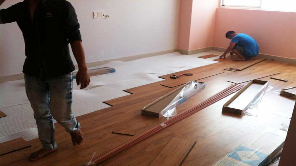 Lắp đặt các phụ kiện sàn gỗ
