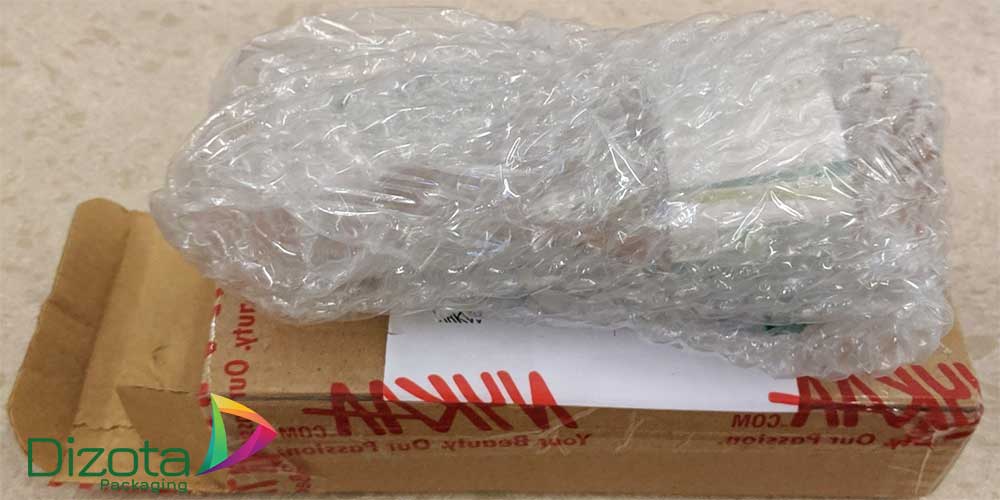 sử dụng xốp hơi bong bóng gói hàng dễ vỡ