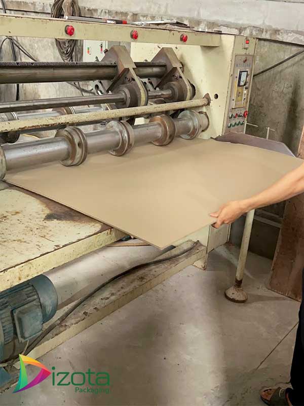 Dizota sản xuất thùng carton chuyển nhà giá rẻ tại Hà Nội