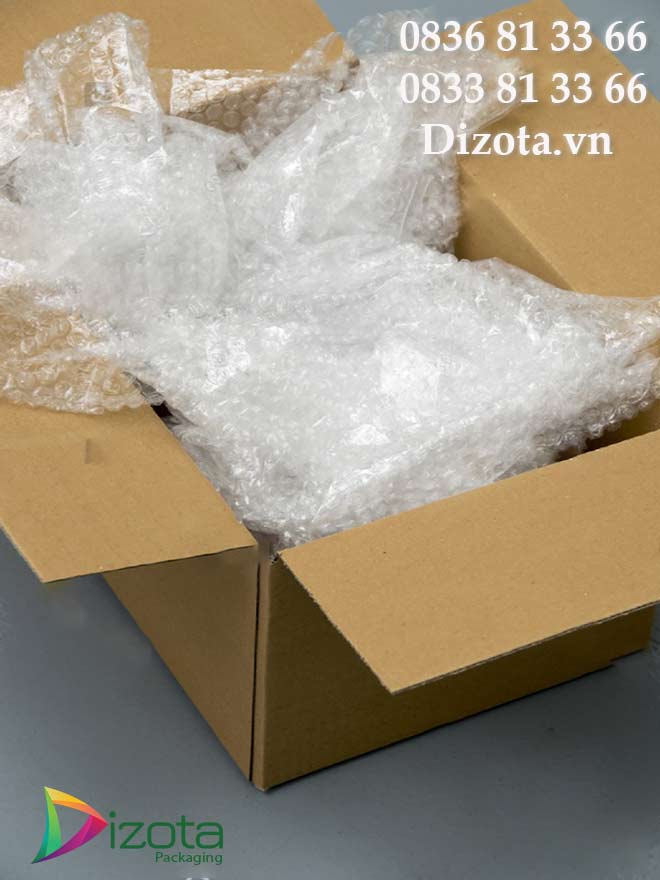 Đóng gói hàng dễ vỡ gửi bưu điện